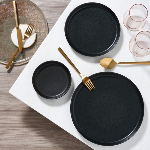 TSC Dining Black Magic Walled Chef's Plate TSC Dining Black Magic Walled Chef's Plate